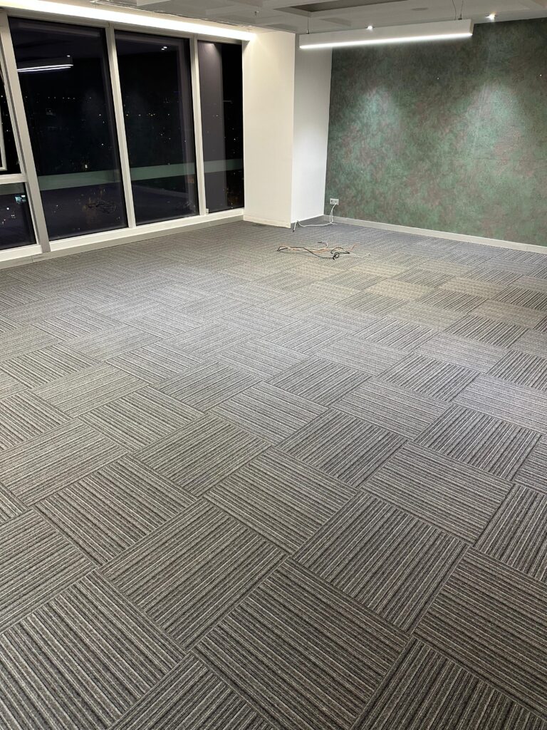 Beşiktaş Ofis Karo Halı Uygulaması