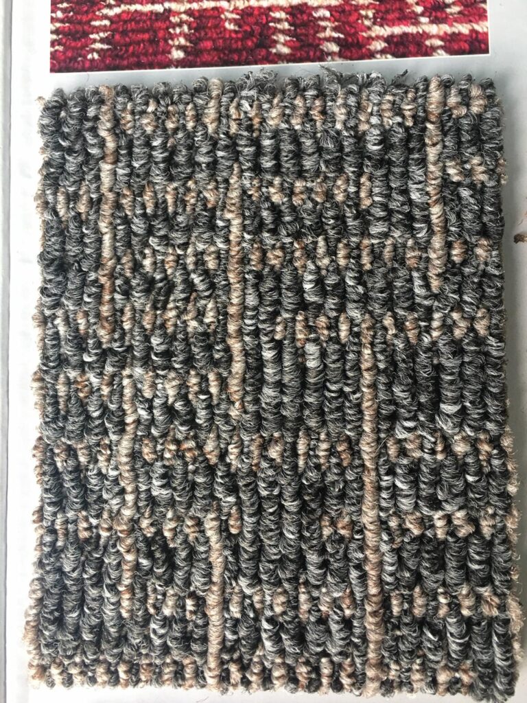 Lüks otel iç mekanında kullanılan desenli halı uygulaması